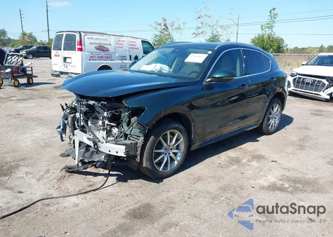 2021 Alfa Romeo Stelvio Ti Awd z USA, uszkodzony, nr VIN ZASPAKBN9M7D02004